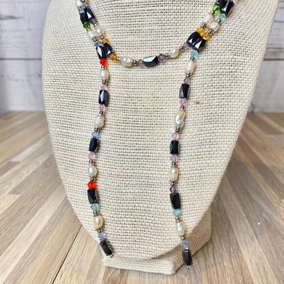 Multi Color Magnetic Beaded Necklace - Picture 3 of 7